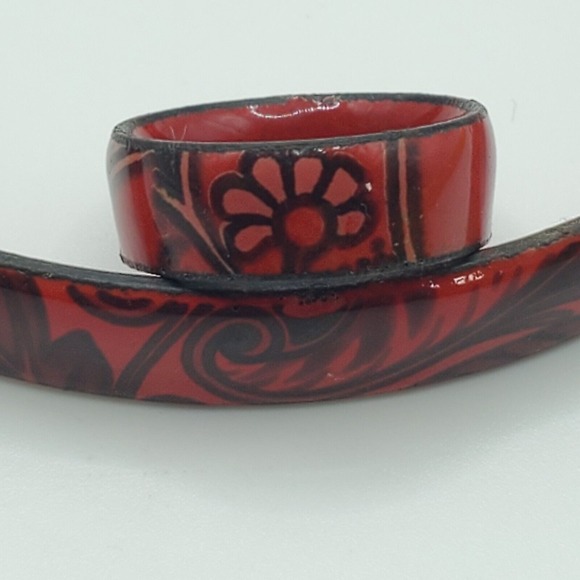 Red Enameled Bracelet and Ring‎ Size 5 Flowers Womens Fashion Jewelry - Picture 7 of 11